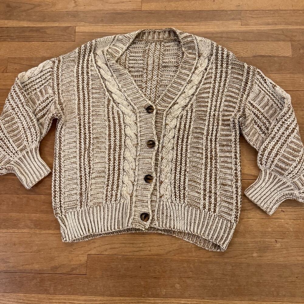 SHEIN cream brown cable knit long sleeve four button cardigan sweater sz S
b40